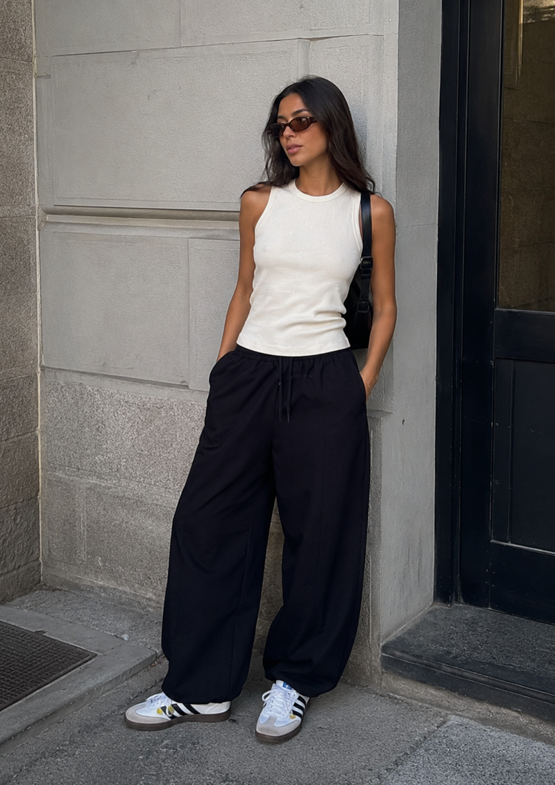 The Studio Relaxed Barrel Pant – Pitch Black