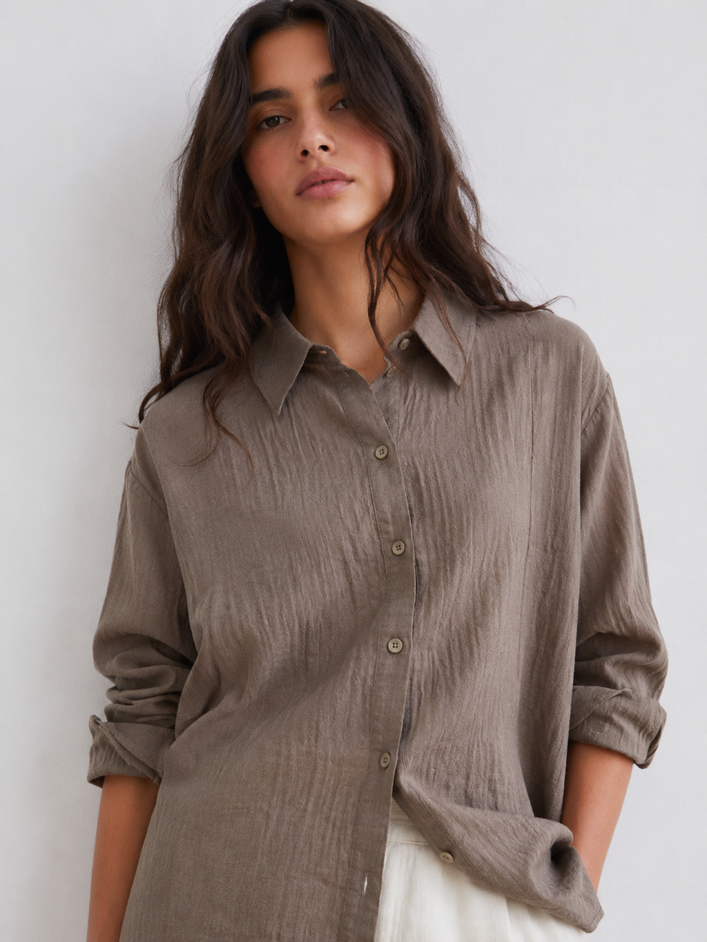 The Studio Crinkle Button-Down – Taupe